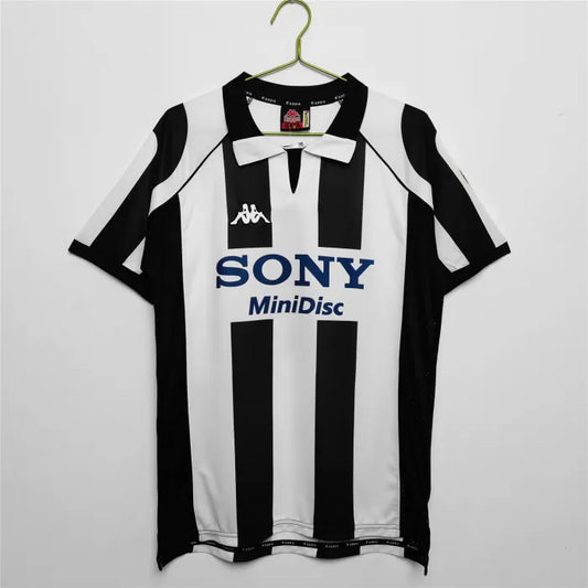 Juventus Home Retro Jersey 1997/1998