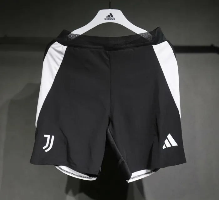 Juventus Home Player Shorts 2024/2025