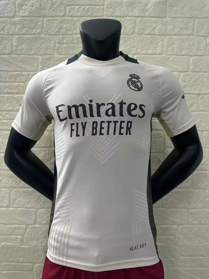 Real Madrid Training Player Jersey 2024/2025