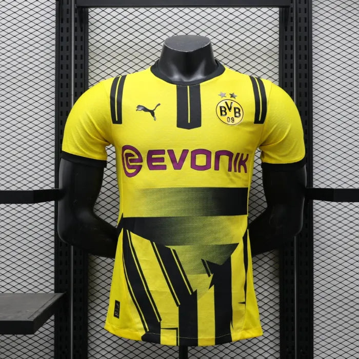 Borussia Dortmund Cup Men Player Jersey 2024/2025